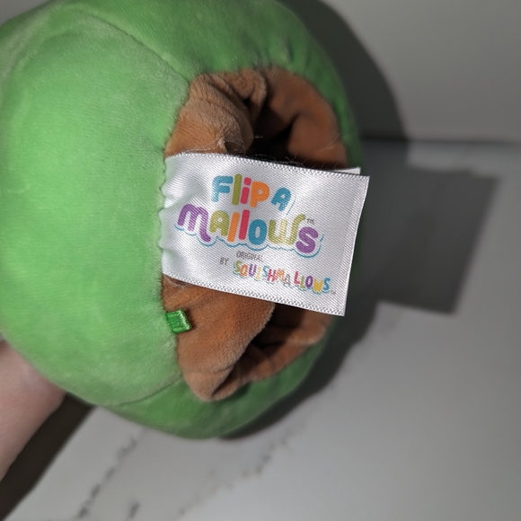 Squishmallow Flip A Mallow. - Picture 5 of 5